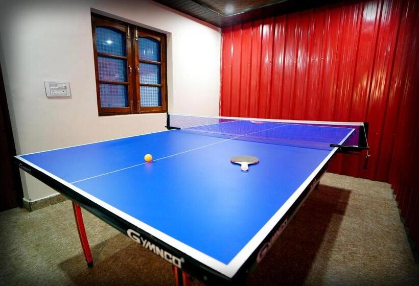 Creek Forest Riverside Boutique Resort