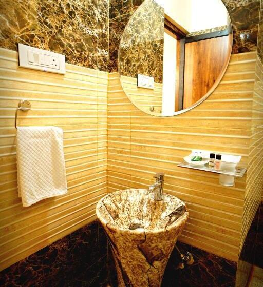 Creek Forest Riverside Boutique Resort