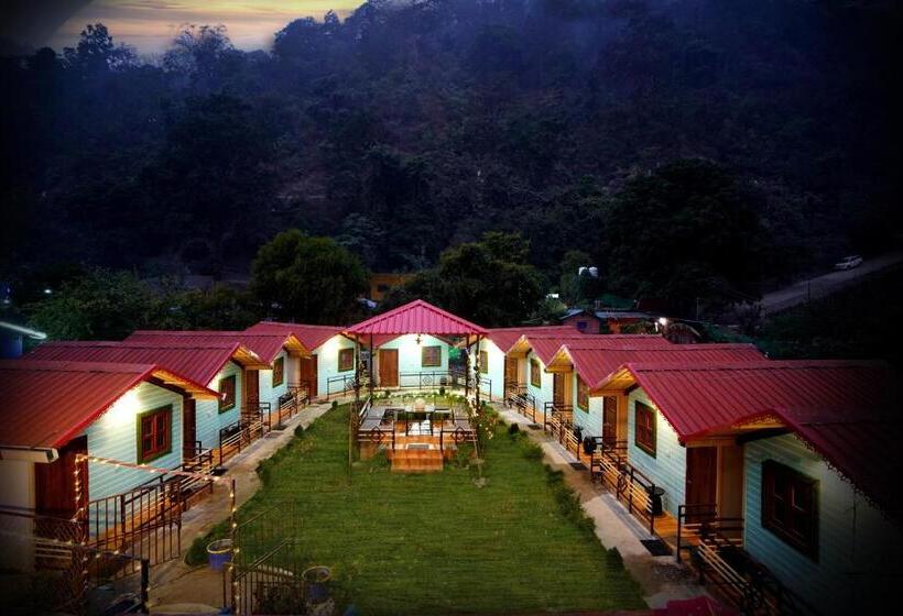 Creek Forest Riverside Boutique Resort