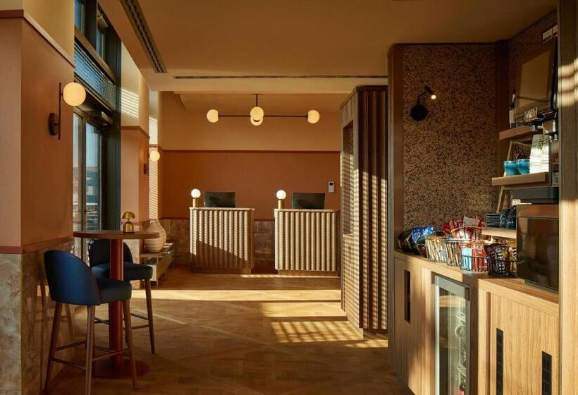 Adina Apartment Hotel Stuttgart