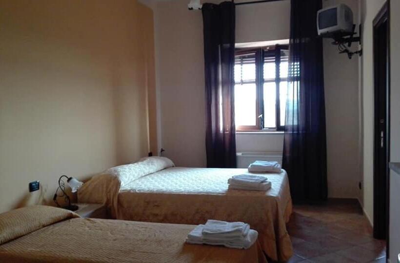 בית מלון כפרי Agriturismo Santa Barbara