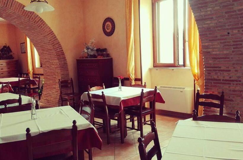 בית מלון כפרי Agriturismo Santa Barbara