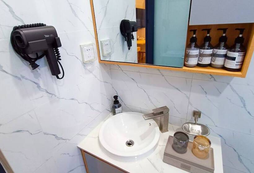 בית מלון כפרי Ark