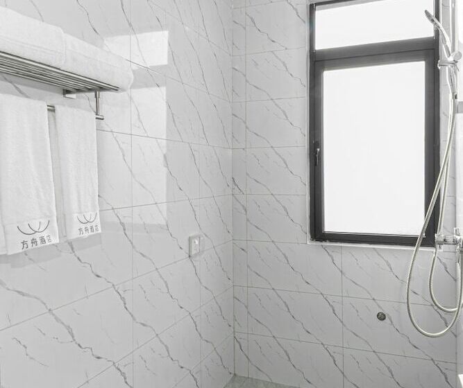 בית מלון כפרי Ark