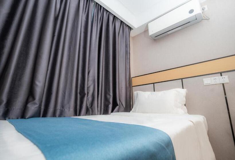 בית מלון כפרי Ark