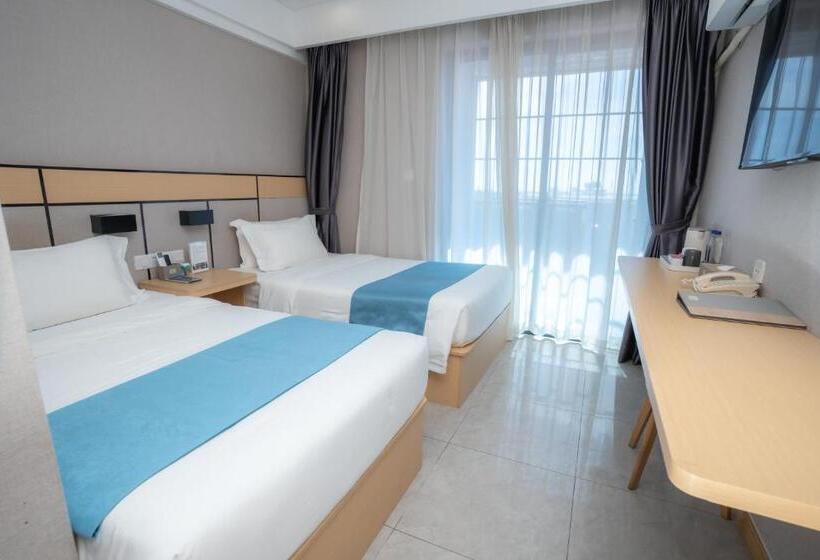 בית מלון כפרי Ark