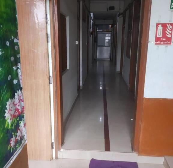 هتل Big Bell By Wb Inn