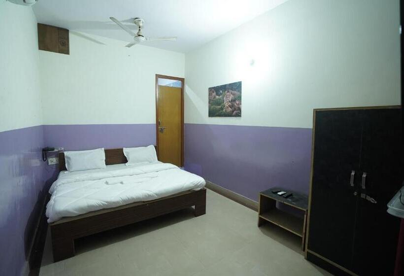 هتل Big Bell By Wb Inn