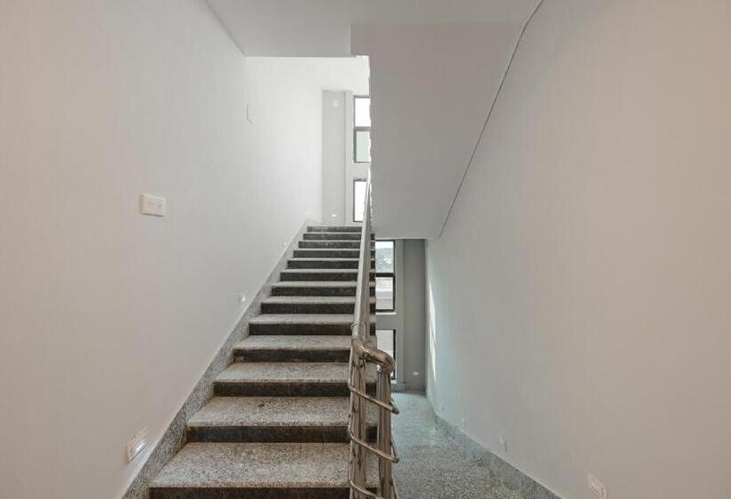 Hotel Capital O La Grace Premium