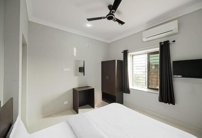 Hotel Capital O La Grace Premium