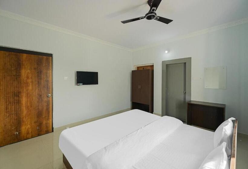 Hotel Capital O La Grace Premium