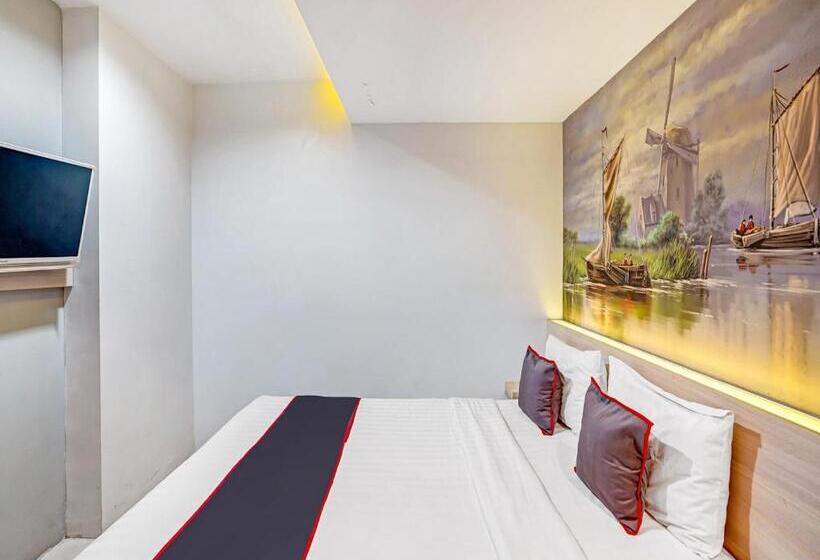 호텔 Capital O 90888 Bintang Diponggo Residence