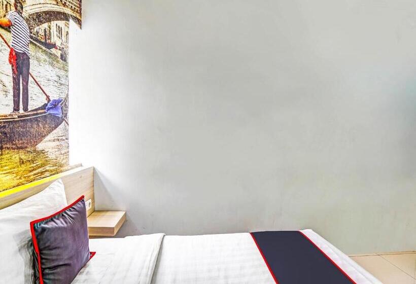 호텔 Capital O 90888 Bintang Diponggo Residence