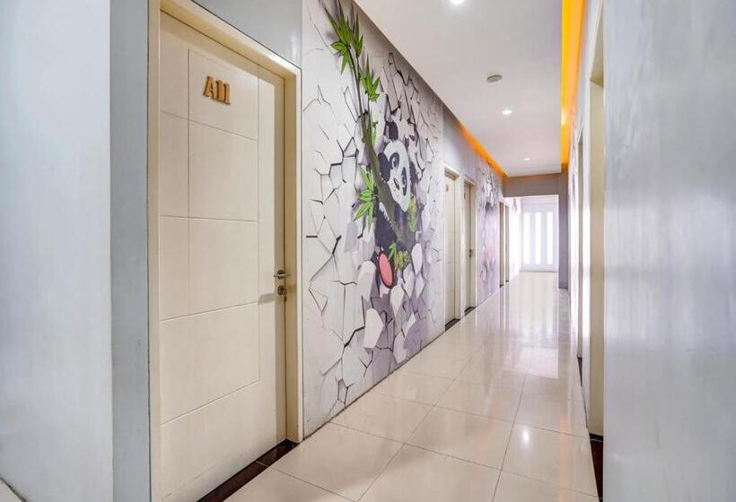 호텔 Capital O 90888 Bintang Diponggo Residence
