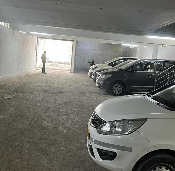 فندق Coral Residency