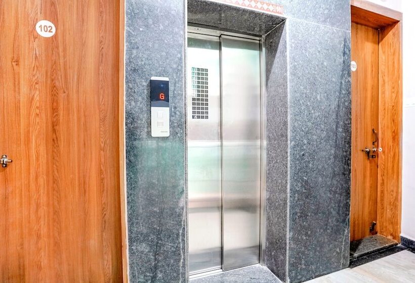 Fabhotel Wakad Villa   Nr Amar Business Zone