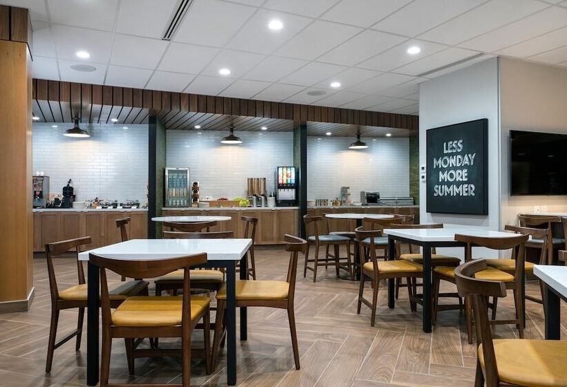 호텔 Fairfield By Marriott Inn & Suites North Bay