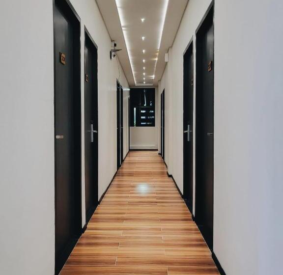 酒店 Grand Plaza Boutique