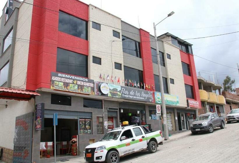 فندق Hostal Flor De Los ángeles Guamote