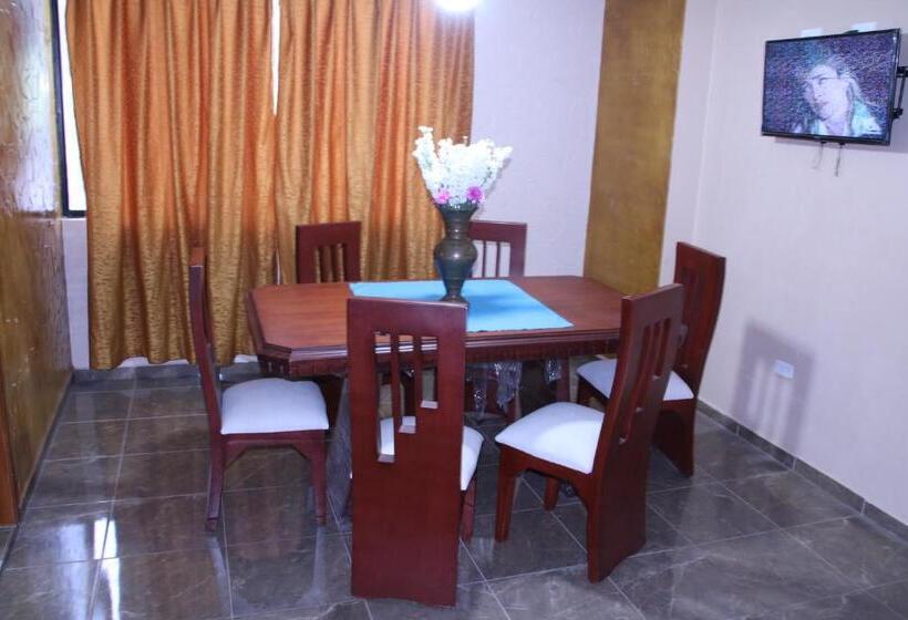 فندق Hostal Flor De Los ángeles Guamote