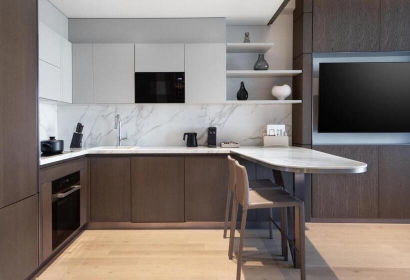 Jw Marriott Hotel Istanbul Marmara Sea