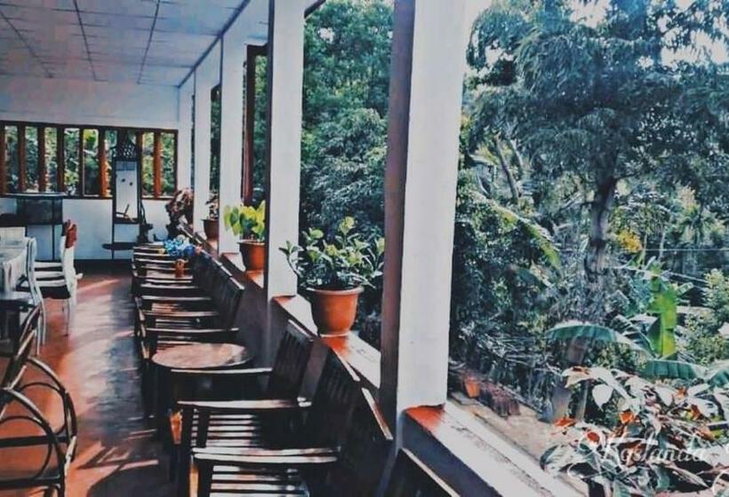 בית מלון כפרי Koslanda Rest & Homestay