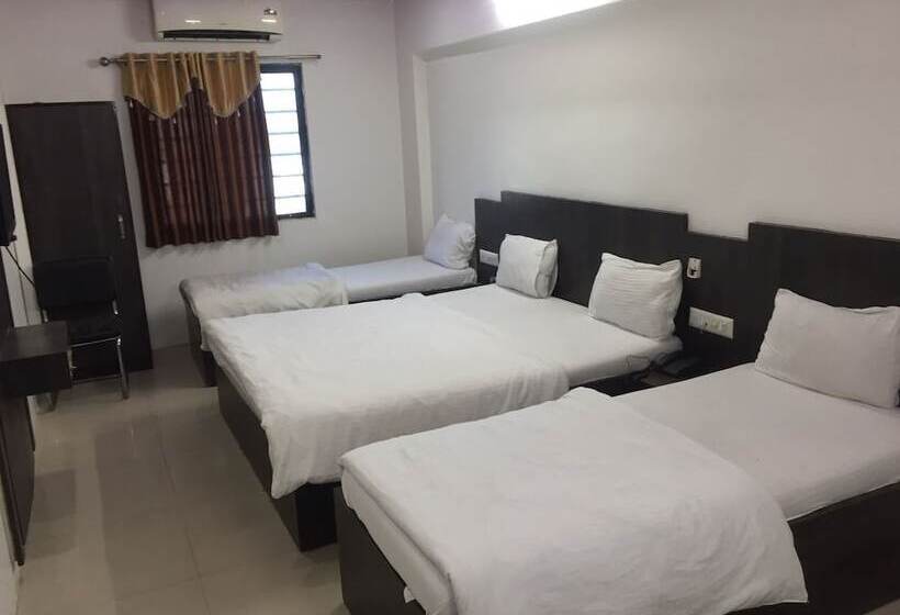 Отель Long Stay