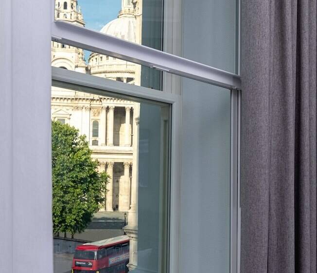فندق Lost Property St. Paul S London, Curio Collection By Hilton