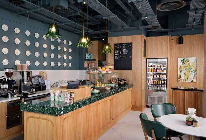 فندق Lost Property St. Paul S London, Curio Collection By Hilton