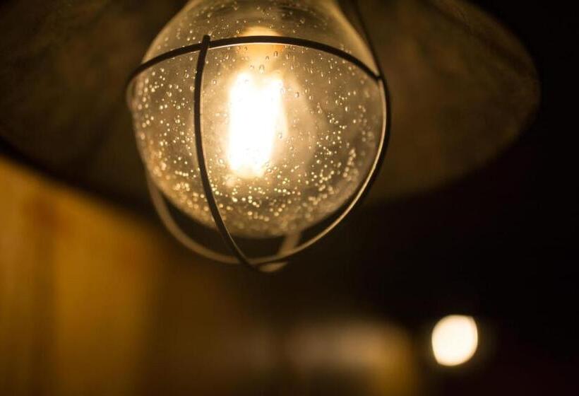 בית מלון כפרי Low Cost Y Restaurant Colón