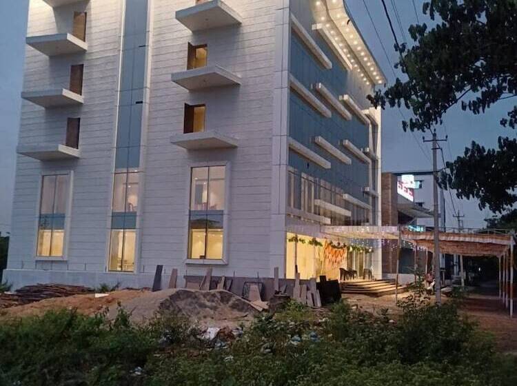 호텔 Mastiff Select Gulbarga