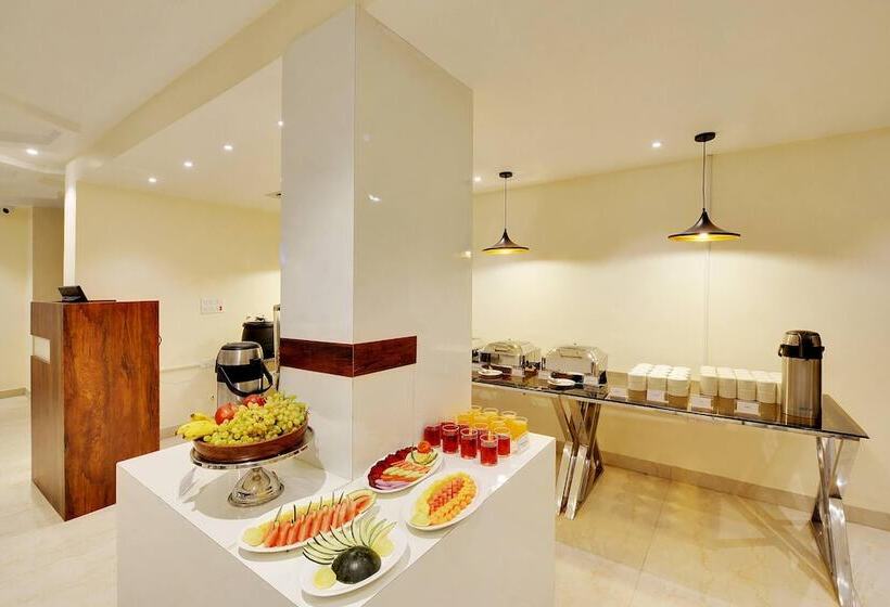 호텔 Mastiff Select Gulbarga