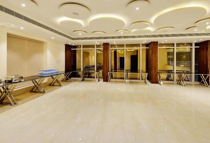 호텔 Mastiff Select Gulbarga