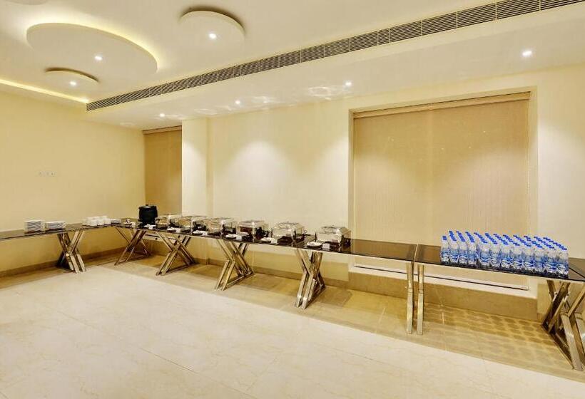 호텔 Mastiff Select Gulbarga