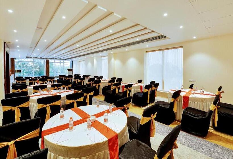 호텔 Mastiff Select Gulbarga