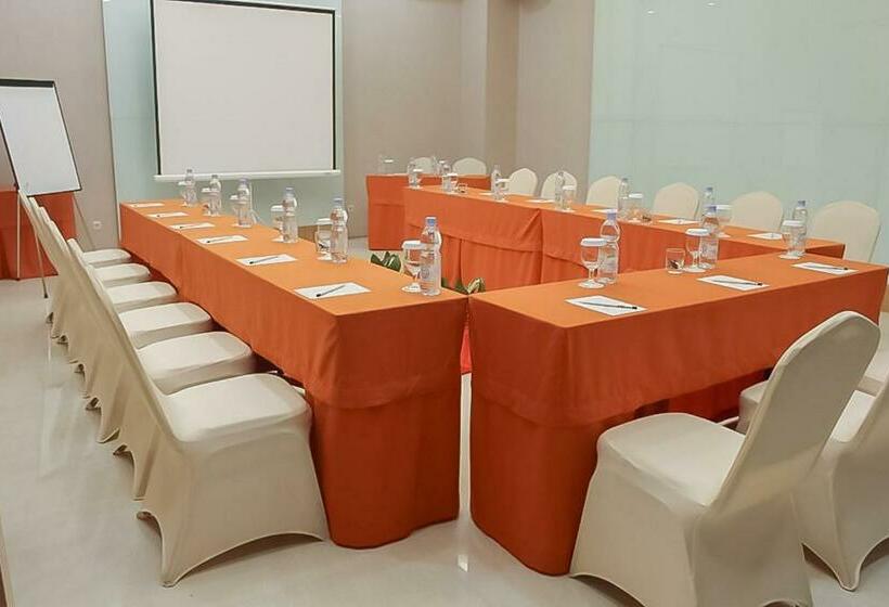 בית מלון כפרי Mutiara Mitra Reddoorz