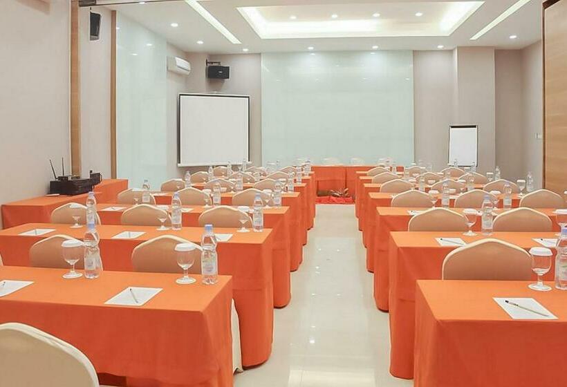 בית מלון כפרי Mutiara Mitra Reddoorz