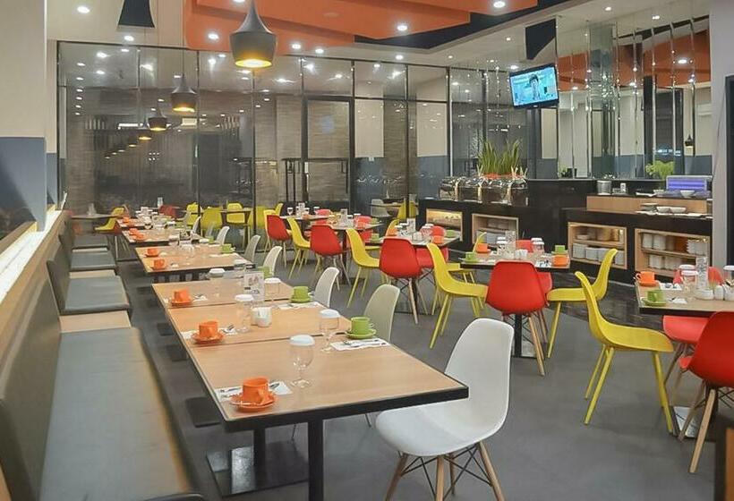 בית מלון כפרי Mutiara Mitra Reddoorz