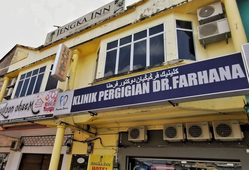 فندق Oyo 90458 Jengka Inn