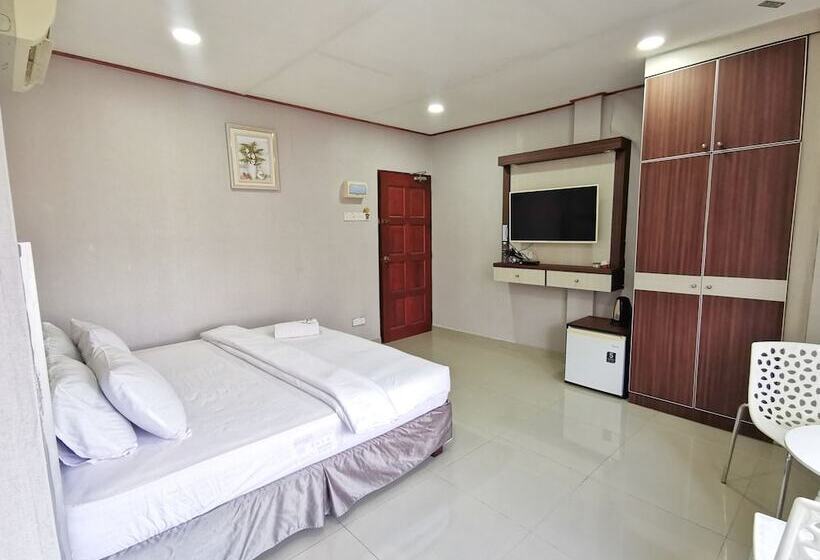 فندق Oyo 90458 Jengka Inn