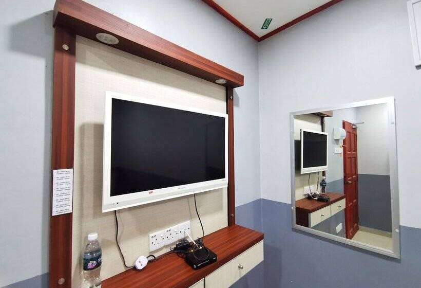 فندق Oyo 90458 Jengka Inn