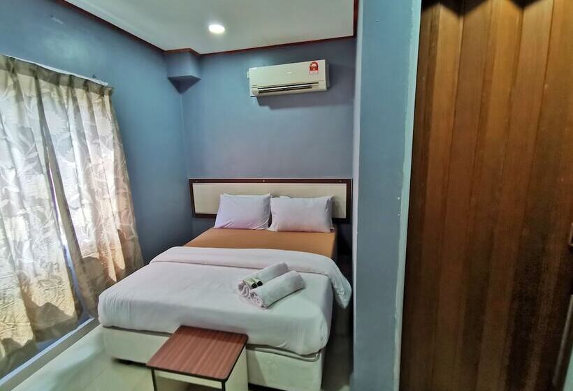 فندق Oyo 90458 Jengka Inn