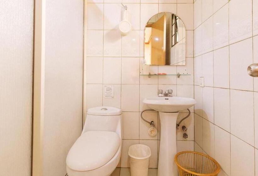 Peace Hotel By Reddoorz