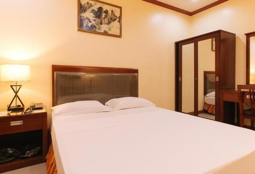 Peace Hotel By Reddoorz