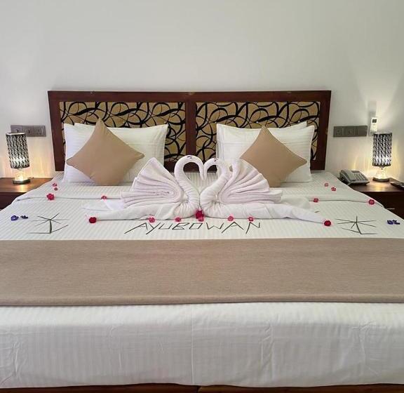 فندق Sigiriya Cashew Palace Resort