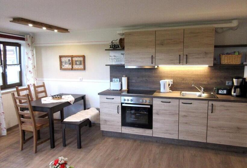 Отель Sträublhof