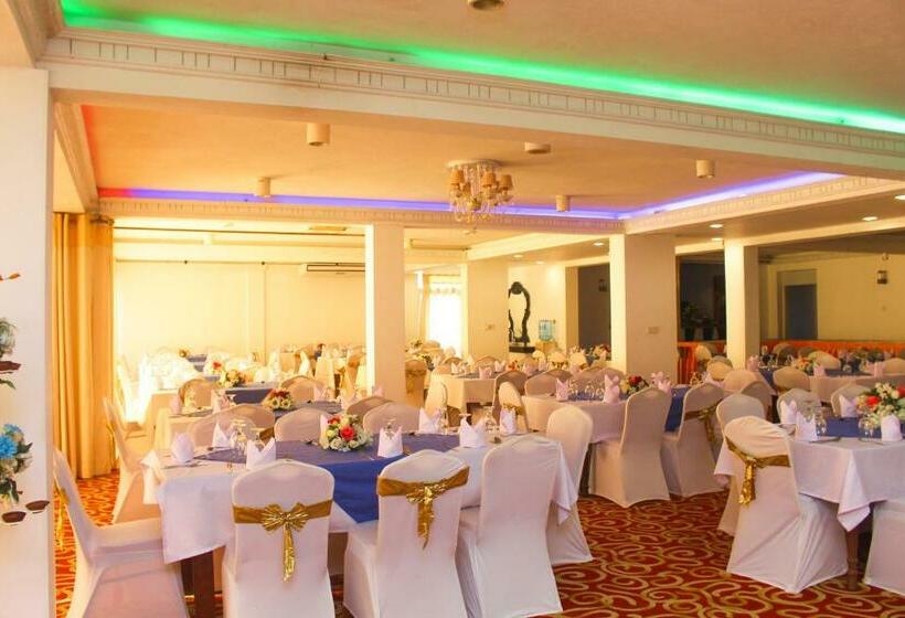 Bentota Hotel Sunset Araliya & Water Sports