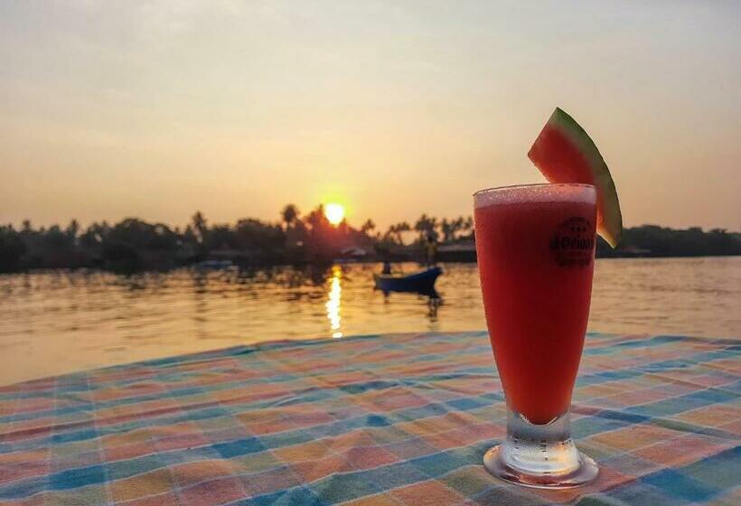 Bentota Hotel Sunset Araliya & Water Sports