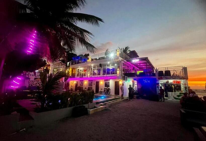 Hotel The Philip Ann Resort