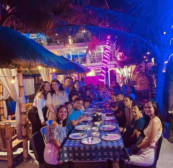 Hotel The Philip Ann Resort